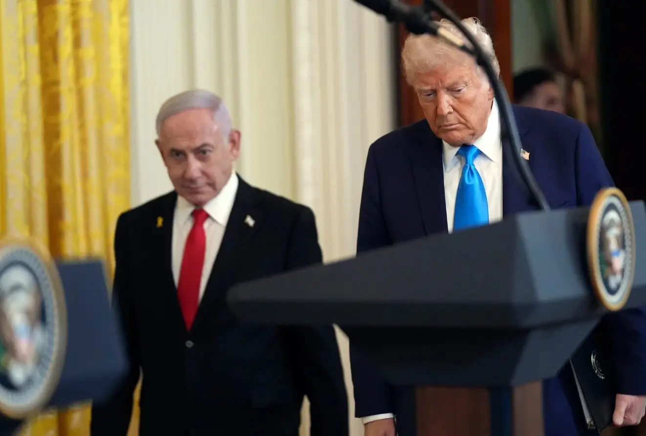 Foto com o presidente dos EUA, Donald Trump e o primeiro-ministro de Israel, Benjamin Netanyahu